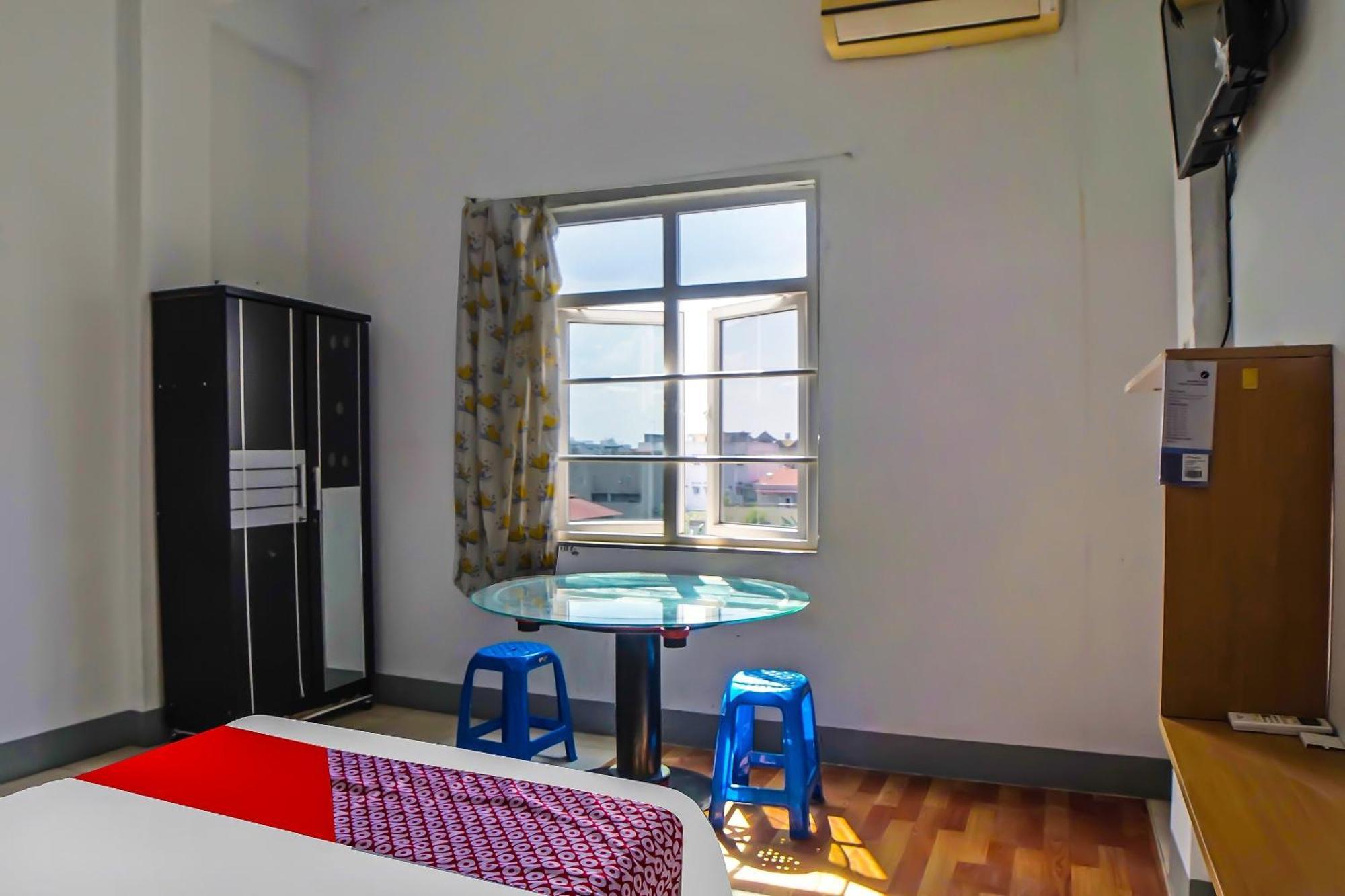 Oyo 92235 Guesthouse Rantang Medan Exterior photo